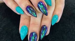 Neon-Pointy-Stiletto-Nails-8