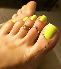 Neon-Yellow-5