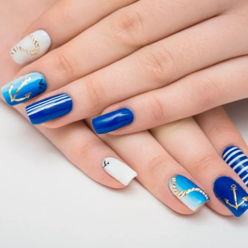 Nice-Ideas-for-Blue-and-White-Nails-4