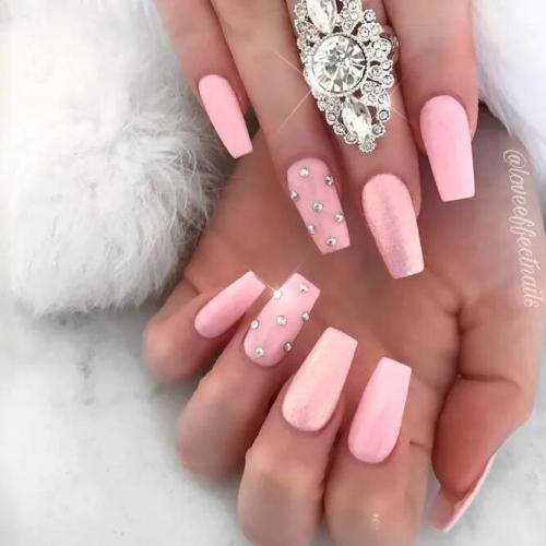 Nude-Coffin-Nails-With-Stones-1