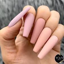 Nude-Matte-Coffin-Nails-7