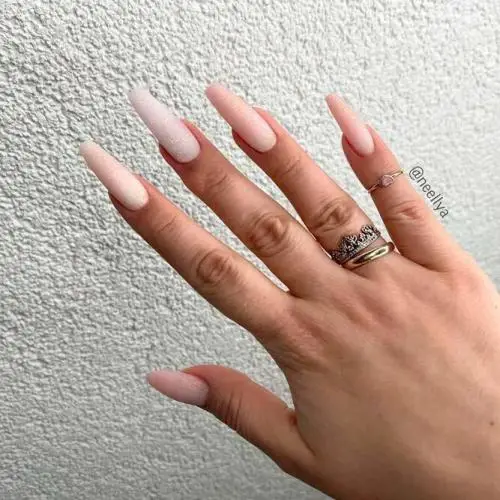 Nude-Matte-Coffin-Nails-Designs-1