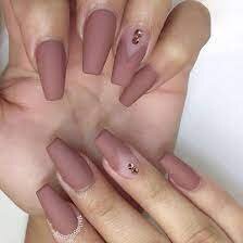 Nude-Matte-Coffin-Nails-Designs-2