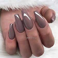 Nude-Matte-Coffin-Nails-Designs-4