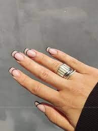 Nude-Matte-Nails-with-Black-Lines-5