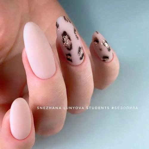 Nude-Matte-Nails-with-Glitter-Accent-2