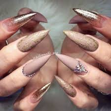 Nude-Matte-Nails-with-Glitter-Accent-7