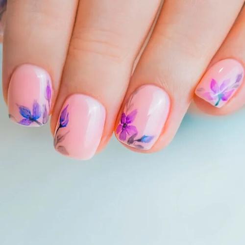 Nude-Nails-With-Flowers-Art-3