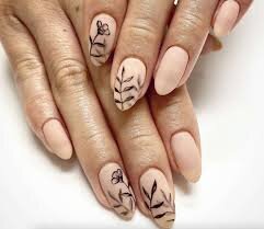 Nude-Nails-With-Flowers-Art-8