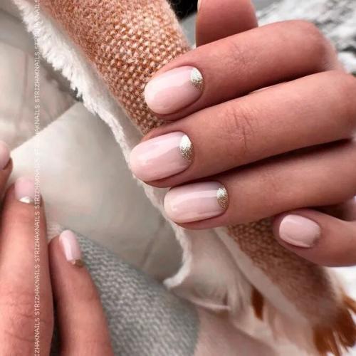 Nude-Nails-With-Glitter-Design-1