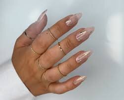 Nude-Nails-With-Glitter-Design-10