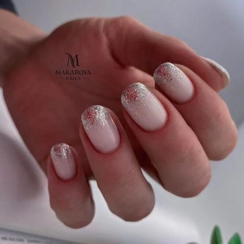 Nude-Nails-With-Glitter-Design-2