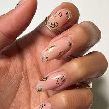 Nude-Nails-With-Stickers-Design-7