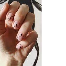 Nude-Nails-with-Black-Strict-Lines-10