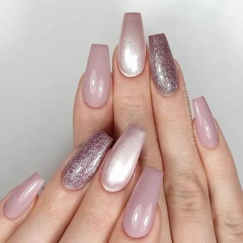 Nude-Nails-with-Rose-Gold-1
