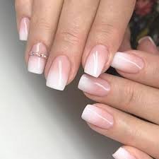 Nude-Wedding-Manicure-for-Perfect-Bridal-Look-6