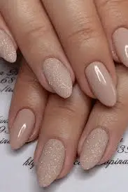 Nude-glitter-nails-9