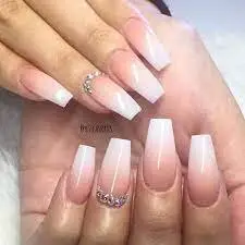 Ombre-Accent-On-Nails-3