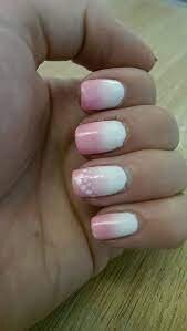 Ombre-Accent-On-Nails-4