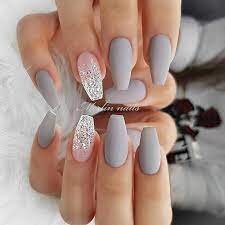 Ombre-Accent-On-Nails-5