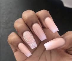 Ombre-Accent-On-Nails-7