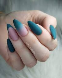 Ombre-Accent-On-Nails-9