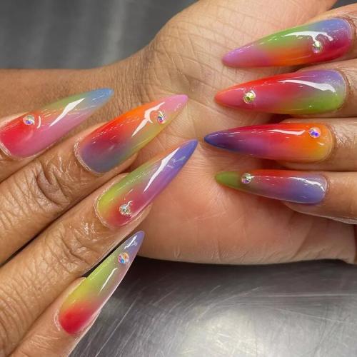 Ombre-Airbrush-Nails-1