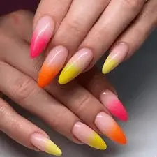 Ombre-Nail-Art-Ideas-For-Everyone-10