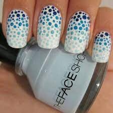 Ombre-Nail-Art-with-Dots-3