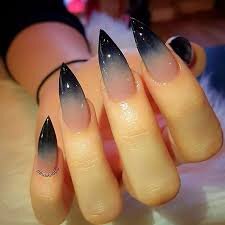 Ombre-Pointed-Nail-Shapes-10