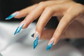 Ombre-Pointed-Nail-Shapes-9