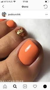 Orange-Hues-For-Toe-Nails-6