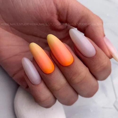 Orange-Hues-for-Almond-Shaped-Nails-1