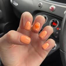 Orange-Hues-for-Almond-Shaped-Nails-8