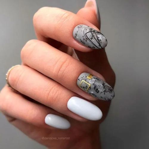 Oval-White-Acrylic-Nails-Designs-4