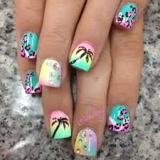 PALM-TREES-ADD-A-BEACHY-FEEL-4