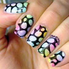 Pastel-Polka-Dots-for-Black-Nail-Art-7