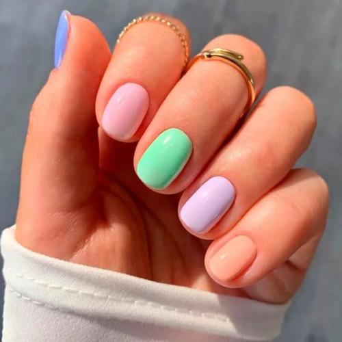 Pastel-Short-Nail-Art-Ideas-5