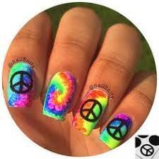 Peace-Sign-Nail-Design-3