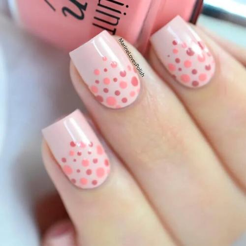 Peach-Accents-For-Your-Nails-3