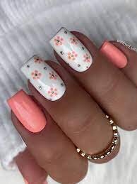 Peach-Color-Nails-with-Floral-Art-6