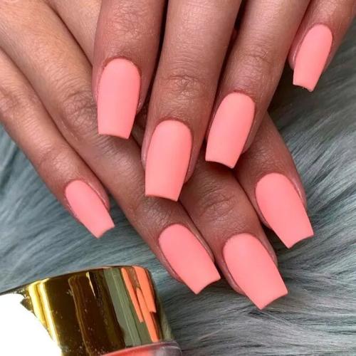 Peach-Matte-Short-Coffin-Nail-Art-1