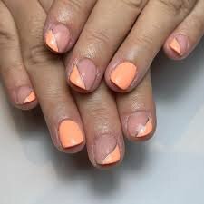 Peach-Matte-Short-Coffin-Nail-Art-10