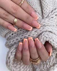 Peach-Matte-Short-Coffin-Nail-Art-5