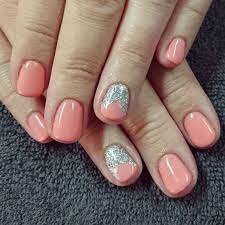 Peach-Nails-With-Glitter-8