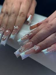 Pearl-Long-Nails-8