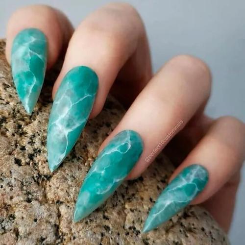 Perfect-Marble-Stone-Nail-Designs-2