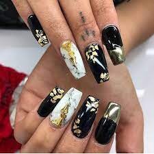 Perfect-Marble-Stone-Nail-Designs-4