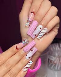 Pink-Festive-Nails-6