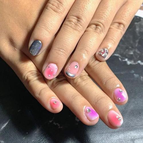 Pink-Ombre-Nails-that-You-Should-Try-2